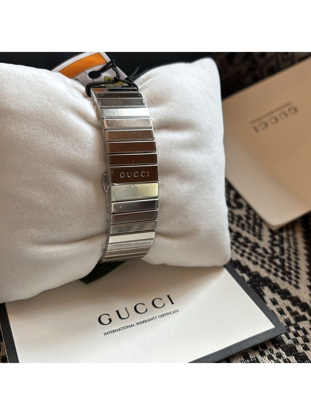 NEW in Box GUCCI Quiet Luxury Crystal Mother-of-Pearl Watch w Authenticity Cert. - Picture 5 of 12